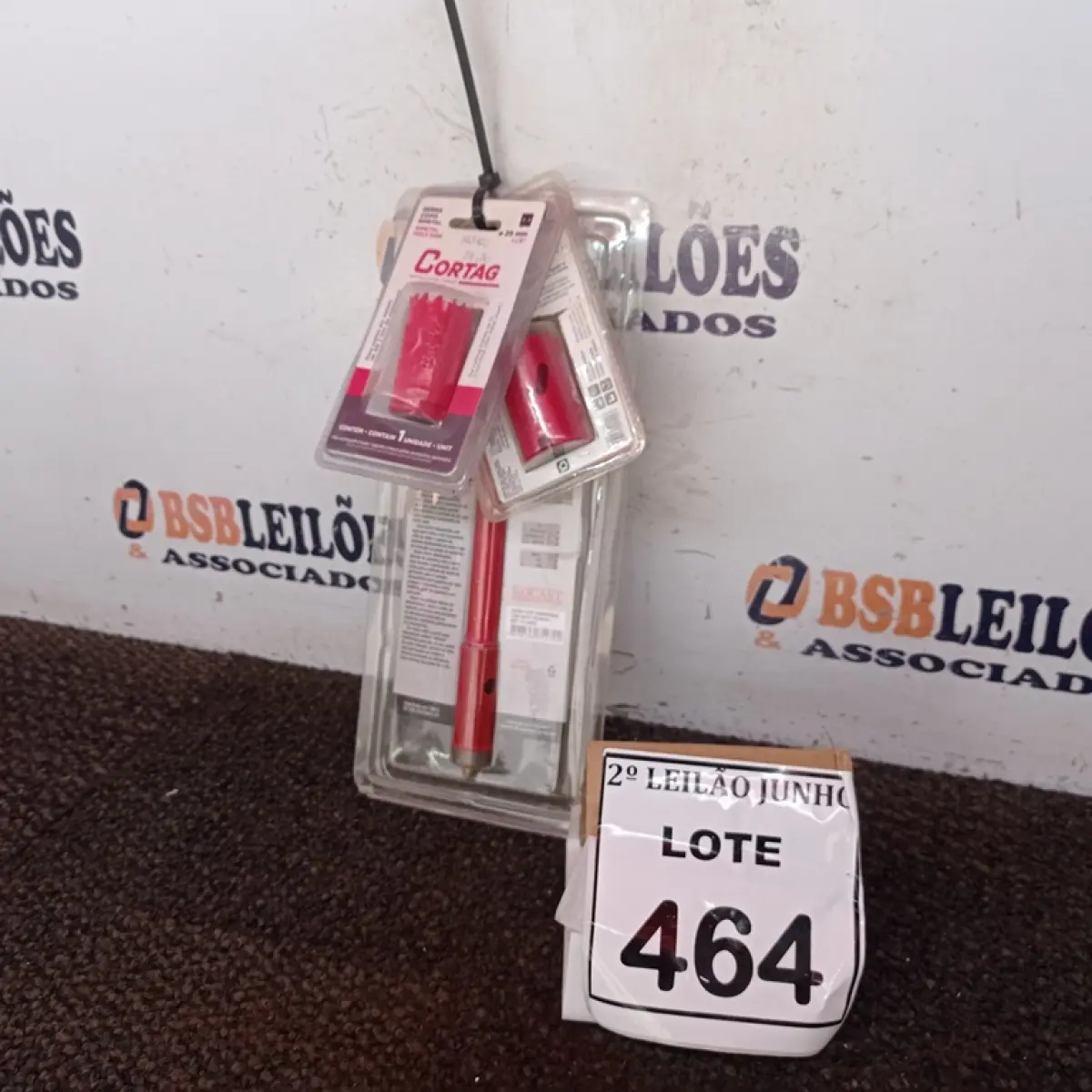 03 SERRAS COPO SENDO 01 DIAMANTADA. (NO ESTADO) ATENÇÃO! FAZER A VISITAÇÃO ANTES DE ARREMATAR, NÃO SABEMOS SE FUNCIONA, LEILÃO NÃO TEM GARANTIA E NEM DEVOLUÇÃO, SUJEITO A POSSÍVEIS AVARIAS VISÍVEIS/OCULTAS E/OU AUSÊNCIA DE COMPONENTES.
