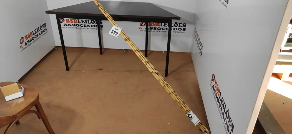 05 VARAS DE BAMBU. (NO ESTADO) ATENÇÃO! FAZER A VISITAÇÃO ANTES DE ARREMATAR, NÃO SABEMOS SE FUNCIONA, LEILÃO NÃO TEM GARANTIA E NEM DEVOLUÇÃO, SUJEITO A POSSÍVEIS AVARIAS VISÍVEIS/OCULTAS E/OU AUSÊNCIA DE COMPONENTES.