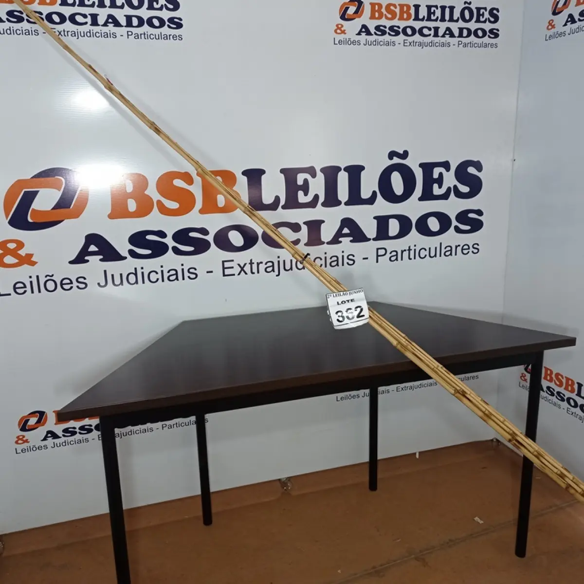 05 VARAS DE BAMBU. (NO ESTADO) ATENÇÃO! FAZER A VISITAÇÃO ANTES DE ARREMATAR, NÃO SABEMOS SE FUNCIONA, LEILÃO NÃO TEM GARANTIA E NEM DEVOLUÇÃO, SUJEITO A POSSÍVEIS AVARIAS VISÍVEIS/OCULTAS E/OU AUSÊNCIA DE COMPONENTES.