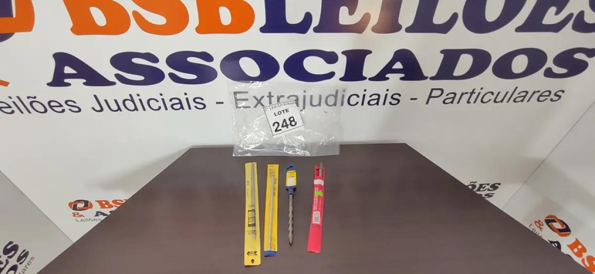 04 BROCAS PARA FIBROCIMENTO. (NO ESTADO) ATENÇÃO! FAZER A VISITAÇÃO ANTES DE ARREMATAR, NÃO SABEMOS SE FUNCIONA, LEILÃO NÃO TEM GARANTIA E NEM DEVOLUÇÃO, SUJEITO A POSSÍVEIS AVARIAS VISÍVEIS/OCULTAS E/OU AUSÊNCIA DE COMPONENTES.