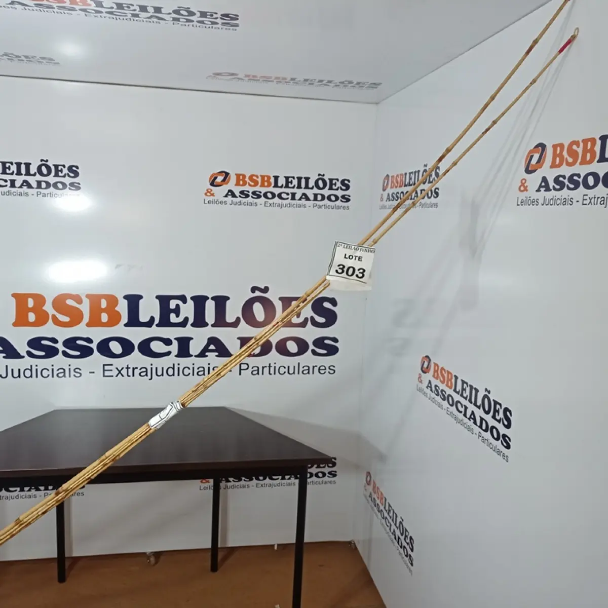 05 VARAS DE BAMBU. (NO ESTADO) ATENÇÃO! FAZER A VISITAÇÃO ANTES DE ARREMATAR, NÃO SABEMOS SE FUNCIONA, LEILÃO NÃO TEM GARANTIA E NEM DEVOLUÇÃO, SUJEITO A POSSÍVEIS AVARIAS VISÍVEIS/OCULTAS E/OU AUSÊNCIA DE COMPONENTES.