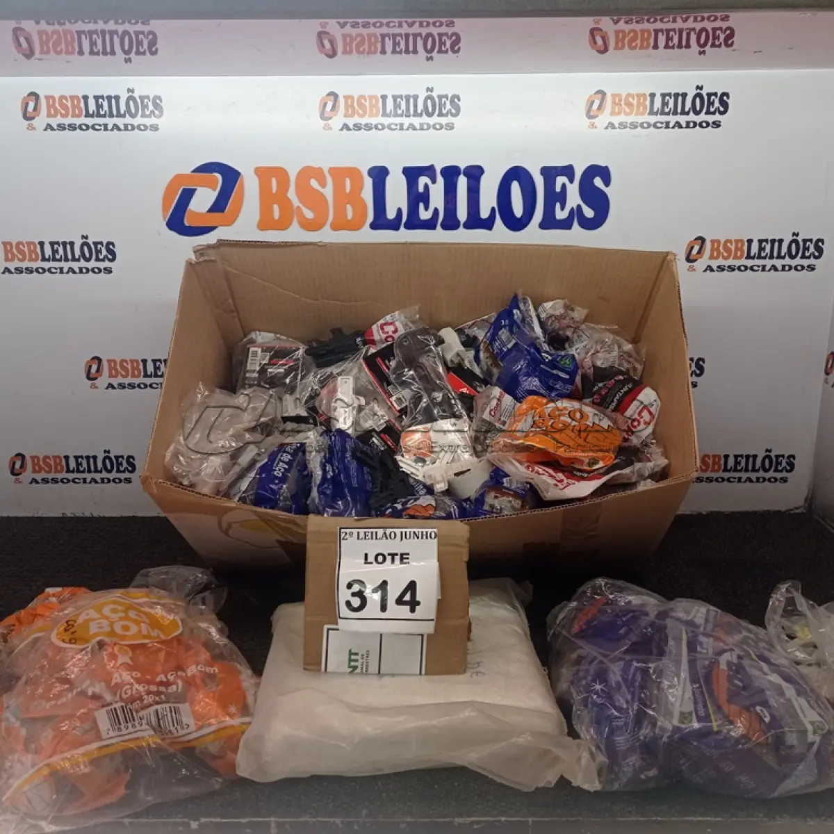 LOTE 314