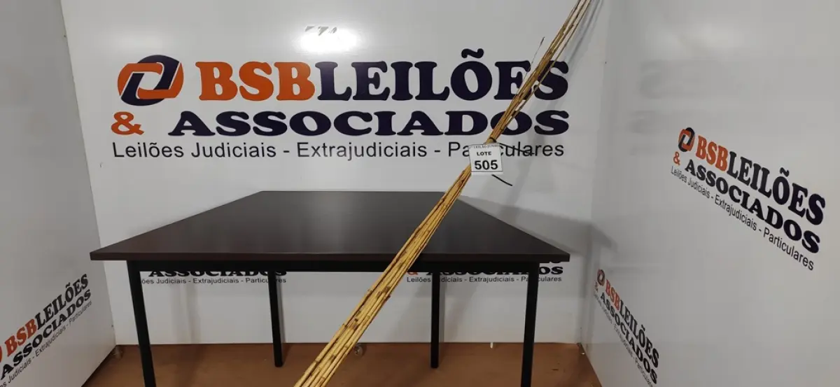 10 VARAS DE BAMBU. (NO ESTADO) ATENÇÃO! FAZER A VISITAÇÃO ANTES DE ARREMATAR, NÃO SABEMOS SE FUNCIONA, LEILÃO NÃO TEM GARANTIA E NEM DEVOLUÇÃO, SUJEITO A POSSÍVEIS AVARIAS VISÍVEIS/OCULTAS E/OU AUSÊNCIA DE COMPONENTES.