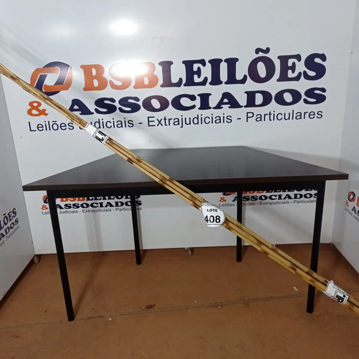 05 VARAS DE BAMBU. (NO ESTADO) ATENÇÃO! FAZER A VISITAÇÃO ANTES DE ARREMATAR, NÃO SABEMOS SE FUNCIONA, LEILÃO NÃO TEM GARANTIA E NEM DEVOLUÇÃO, SUJEITO A POSSÍVEIS AVARIAS VISÍVEIS/OCULTAS E/OU AUSÊNCIA DE COMPONENTES.