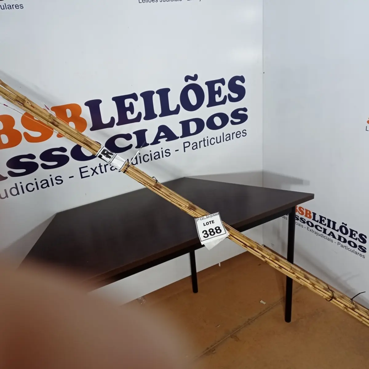 10 VARAS DE BAMBU. (NO ESTADO) ATENÇÃO! FAZER A VISITAÇÃO ANTES DE ARREMATAR, NÃO SABEMOS SE FUNCIONA, LEILÃO NÃO TEM GARANTIA E NEM DEVOLUÇÃO, SUJEITO A POSSÍVEIS AVARIAS VISÍVEIS/OCULTAS E/OU AUSÊNCIA DE COMPONENTES.