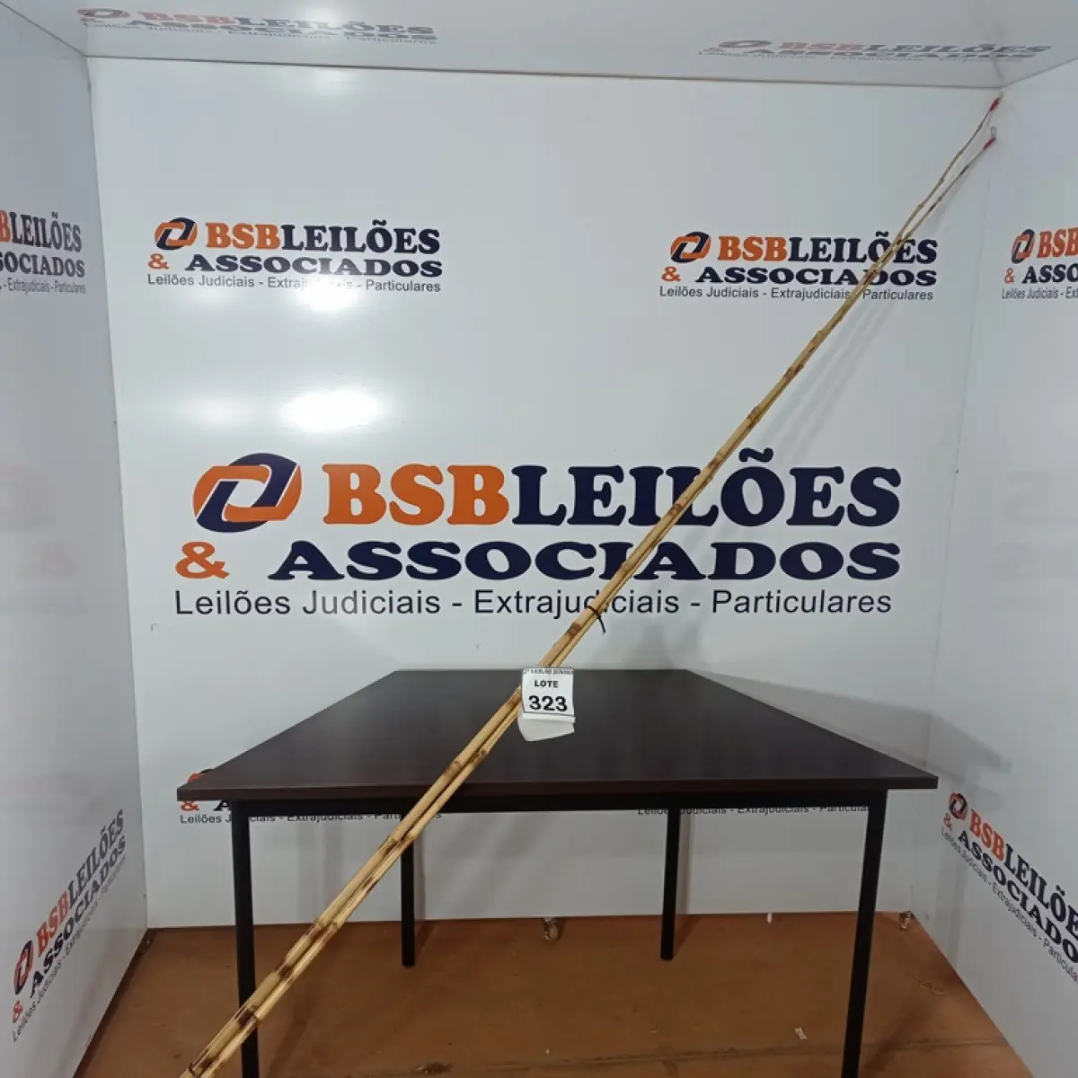05 VARAS DE BAMBU. (NO ESTADO) ATENÇÃO! FAZER A VISITAÇÃO ANTES DE ARREMATAR, NÃO SABEMOS SE FUNCIONA, LEILÃO NÃO TEM GARANTIA E NEM DEVOLUÇÃO, SUJEITO A POSSÍVEIS AVARIAS VISÍVEIS/OCULTAS E/OU AUSÊNCIA DE COMPONENTES.