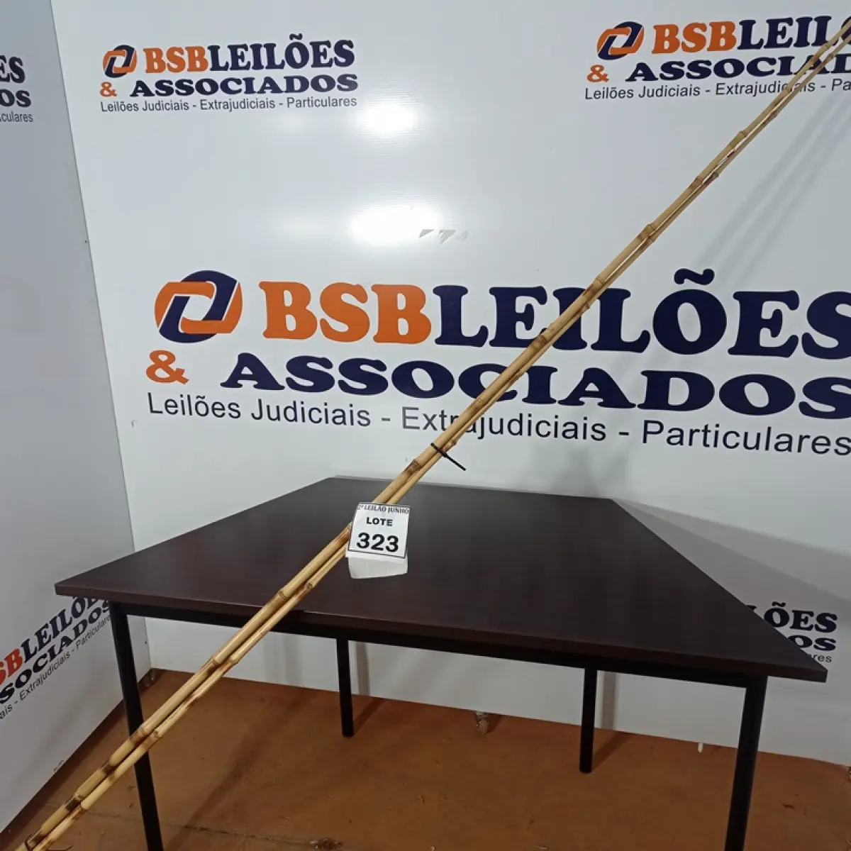 05 VARAS DE BAMBU. (NO ESTADO) ATENÇÃO! FAZER A VISITAÇÃO ANTES DE ARREMATAR, NÃO SABEMOS SE FUNCIONA, LEILÃO NÃO TEM GARANTIA E NEM DEVOLUÇÃO, SUJEITO A POSSÍVEIS AVARIAS VISÍVEIS/OCULTAS E/OU AUSÊNCIA DE COMPONENTES.