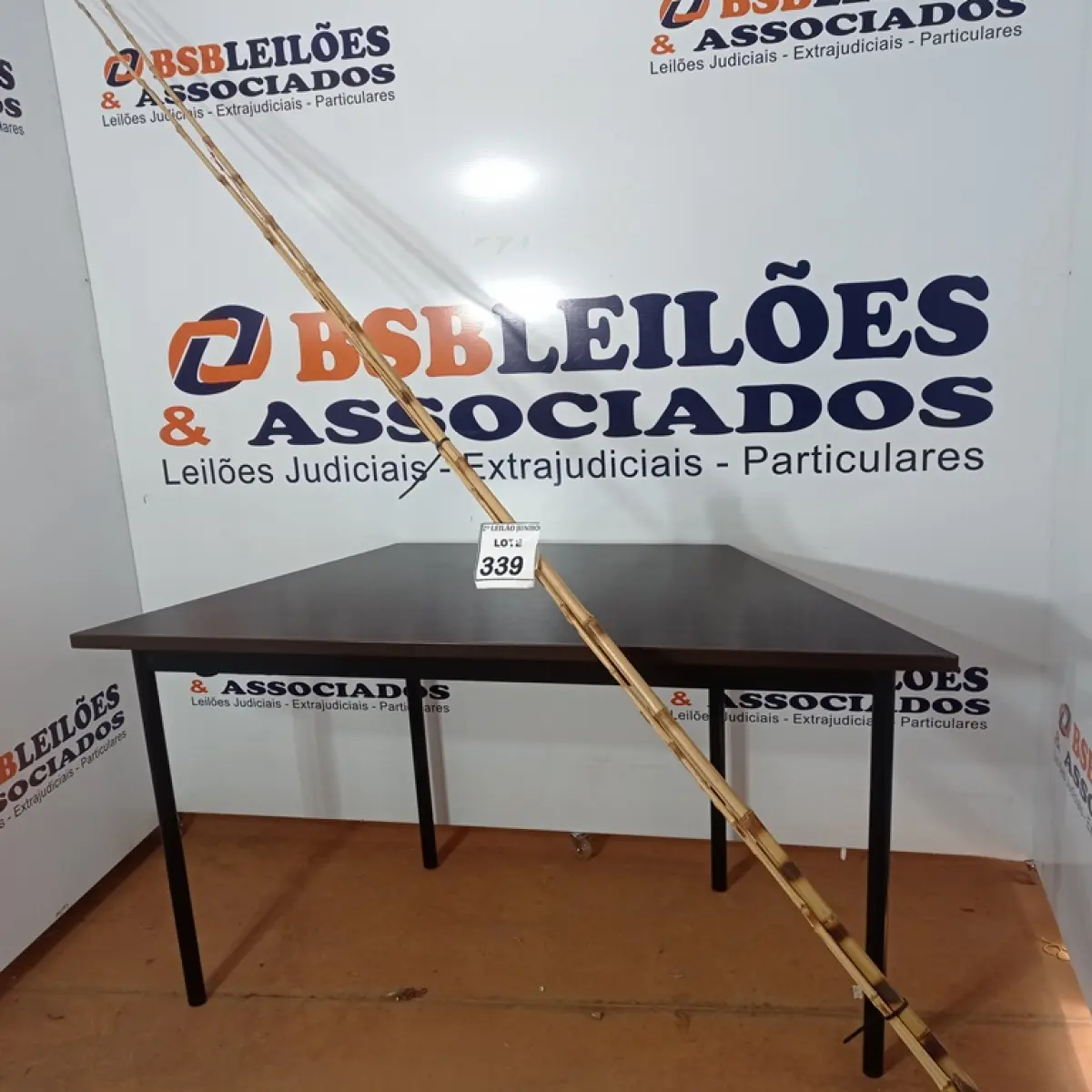 05 VARAS DE BAMBU. (NO ESTADO) ATENÇÃO! FAZER A VISITAÇÃO ANTES DE ARREMATAR, NÃO SABEMOS SE FUNCIONA, LEILÃO NÃO TEM GARANTIA E NEM DEVOLUÇÃO, SUJEITO A POSSÍVEIS AVARIAS VISÍVEIS/OCULTAS E/OU AUSÊNCIA DE COMPONENTES.