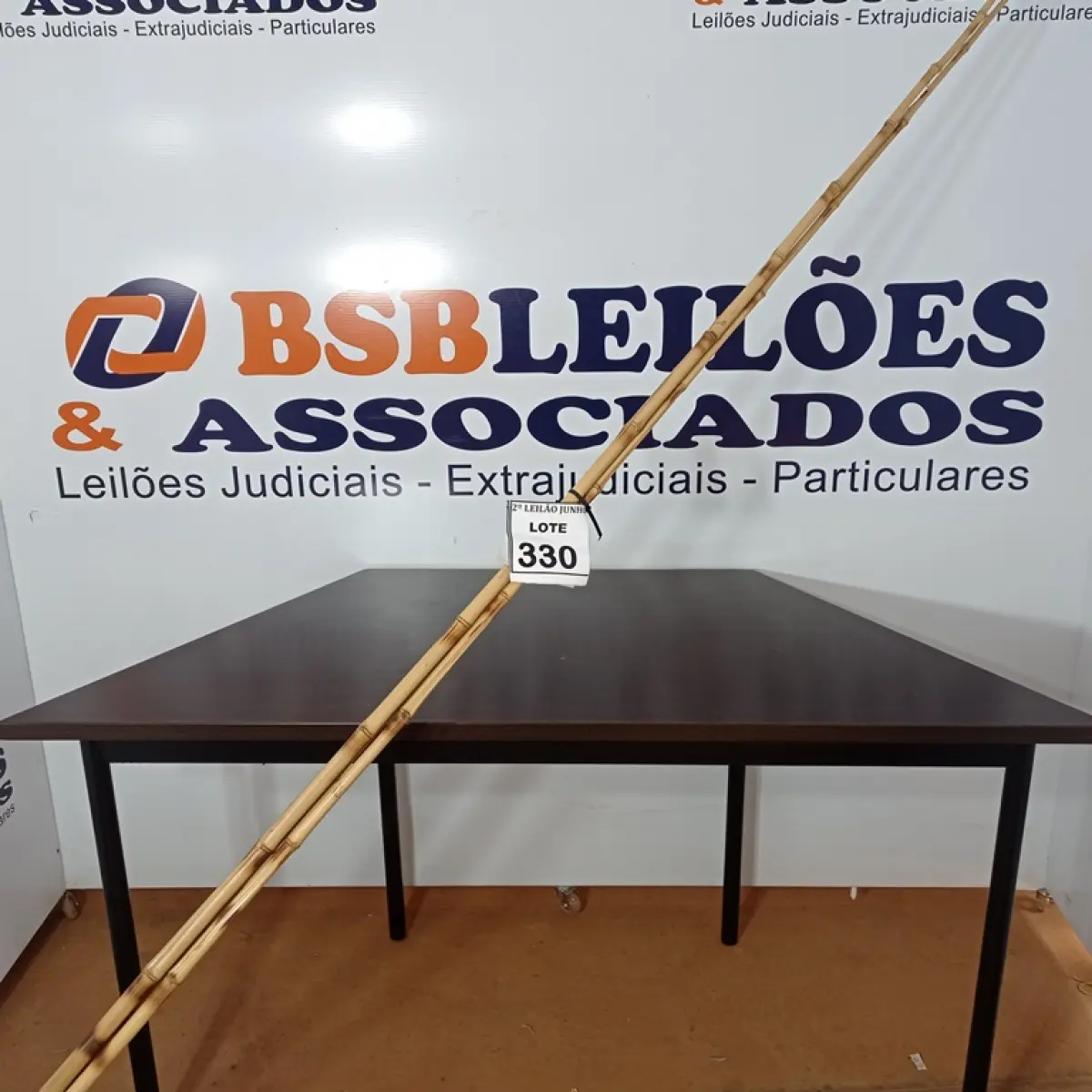 05 VARAS DE BAMBU. (NO ESTADO) ATENÇÃO! FAZER A VISITAÇÃO ANTES DE ARREMATAR, NÃO SABEMOS SE FUNCIONA, LEILÃO NÃO TEM GARANTIA E NEM DEVOLUÇÃO, SUJEITO A POSSÍVEIS AVARIAS VISÍVEIS/OCULTAS E/OU AUSÊNCIA DE COMPONENTES.