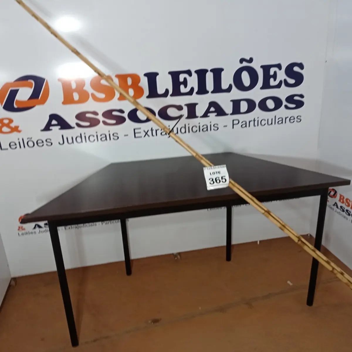 05 VARAS DE BAMBU. (NO ESTADO) ATENÇÃO! FAZER A VISITAÇÃO ANTES DE ARREMATAR, NÃO SABEMOS SE FUNCIONA, LEILÃO NÃO TEM GARANTIA E NEM DEVOLUÇÃO, SUJEITO A POSSÍVEIS AVARIAS VISÍVEIS/OCULTAS E/OU AUSÊNCIA DE COMPONENTES.