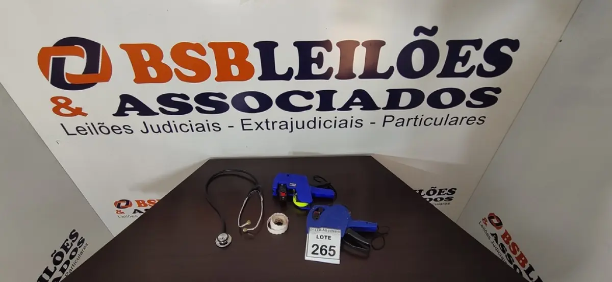 02 ETIQUETADORAS MANUAL E 01 ESTETOSCÓPIO. (NO ESTADO) ATENÇÃO! FAZER A VISITAÇÃO ANTES DE ARREMATAR, NÃO SABEMOS SE FUNCIONA, LEILÃO NÃO TEM GARANTIA E NEM DEVOLUÇÃO, SUJEITO A POSSÍVEIS AVARIAS VISÍVEIS/OCULTAS E/OU AUSÊNCIA DE COMPONENTES.