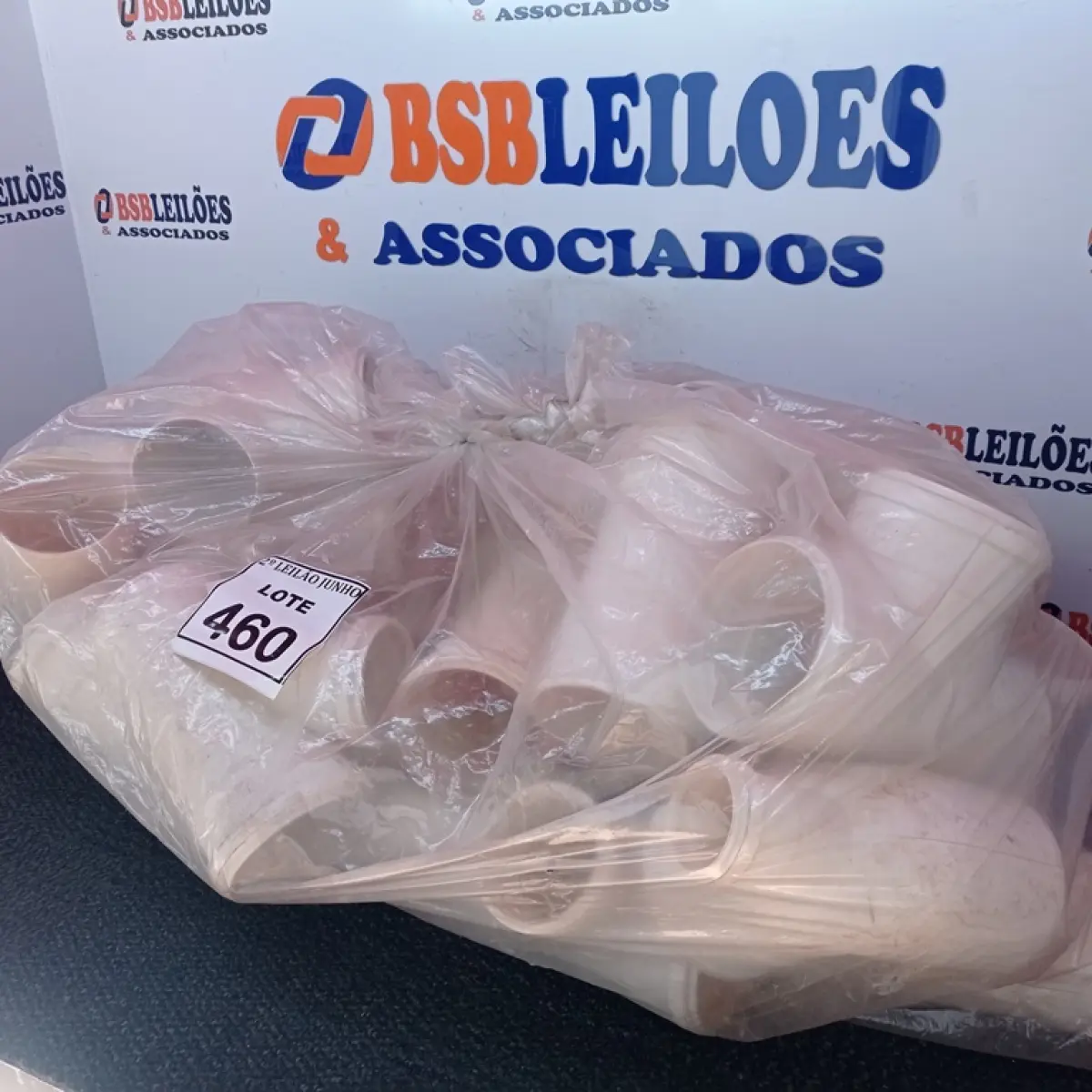 01 LOTE COM CONEXÕES HIDRÁULICAS MEDIDAS DIVERSAS. (NO ESTADO) ATENÇÃO! FAZER A VISITAÇÃO ANTES DE ARREMATAR, NÃO SABEMOS SE FUNCIONA, LEILÃO NÃO TEM GARANTIA E NEM DEVOLUÇÃO, SUJEITO A POSSÍVEIS AVARIAS VISÍVEIS/OCULTAS E/OU AUSÊNCIA DE COMPONENTES.