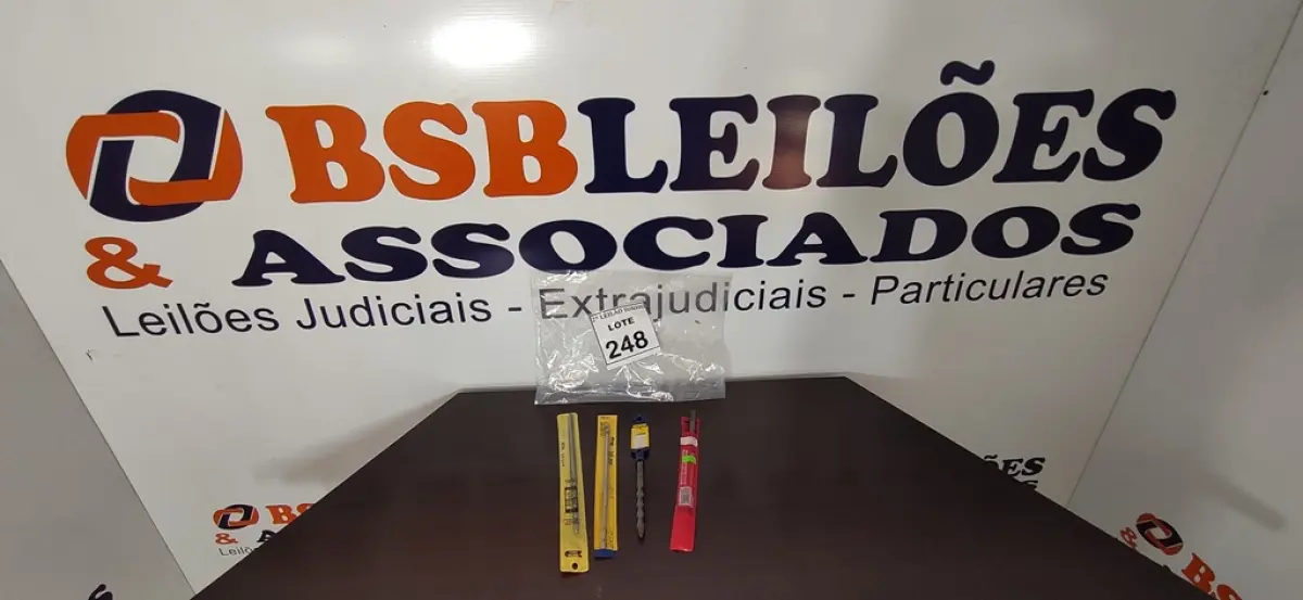 04 BROCAS PARA FIBROCIMENTO. (NO ESTADO) ATENÇÃO! FAZER A VISITAÇÃO ANTES DE ARREMATAR, NÃO SABEMOS SE FUNCIONA, LEILÃO NÃO TEM GARANTIA E NEM DEVOLUÇÃO, SUJEITO A POSSÍVEIS AVARIAS VISÍVEIS/OCULTAS E/OU AUSÊNCIA DE COMPONENTES.