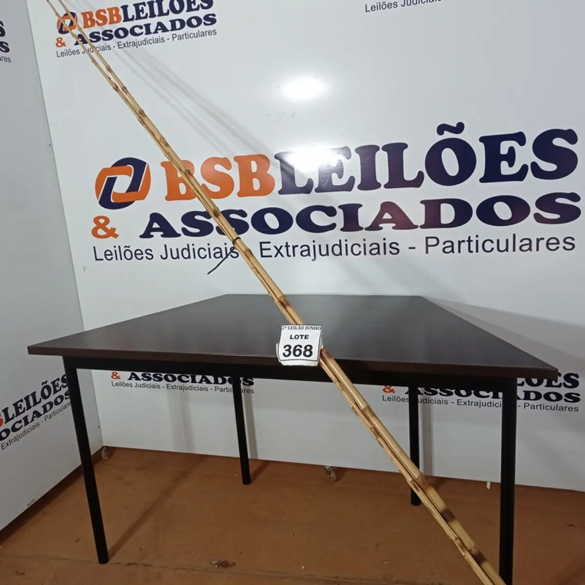 05 VARAS DE BAMBU. (NO ESTADO) ATENÇÃO! FAZER A VISITAÇÃO ANTES DE ARREMATAR, NÃO SABEMOS SE FUNCIONA, LEILÃO NÃO TEM GARANTIA E NEM DEVOLUÇÃO, SUJEITO A POSSÍVEIS AVARIAS VISÍVEIS/OCULTAS E/OU AUSÊNCIA DE COMPONENTES.