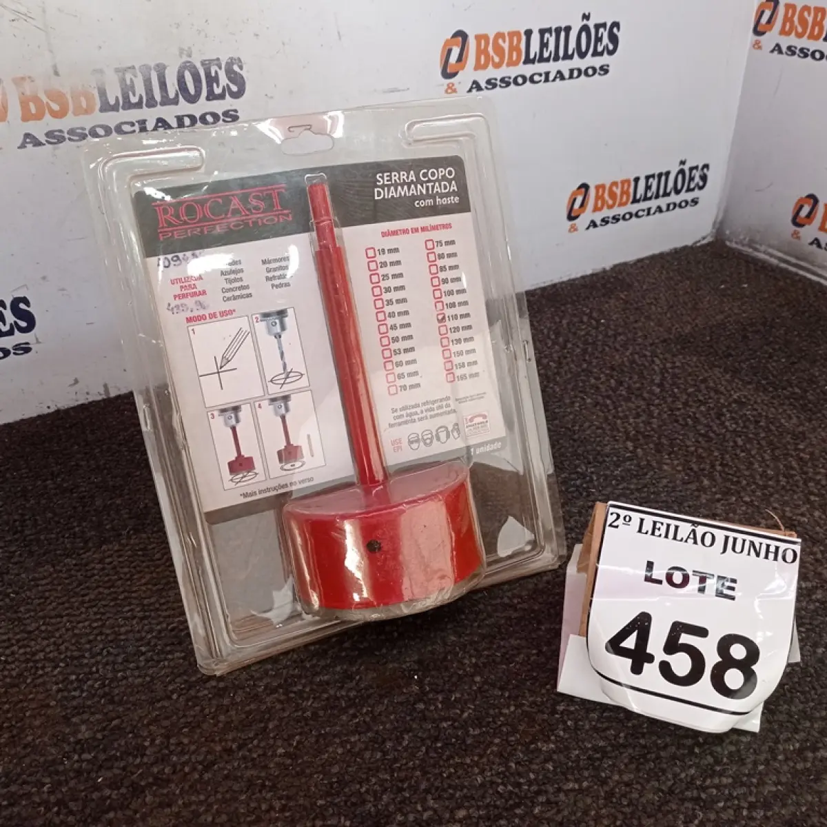 01 SERRA COPO DIAMANTADA COM HASTE. (NO ESTADO) ATENÇÃO! FAZER A VISITAÇÃO ANTES DE ARREMATAR, NÃO SABEMOS SE FUNCIONA, LEILÃO NÃO TEM GARANTIA E NEM DEVOLUÇÃO, SUJEITO A POSSÍVEIS AVARIAS VISÍVEIS/OCULTAS E/OU AUSÊNCIA DE COMPONENTES.