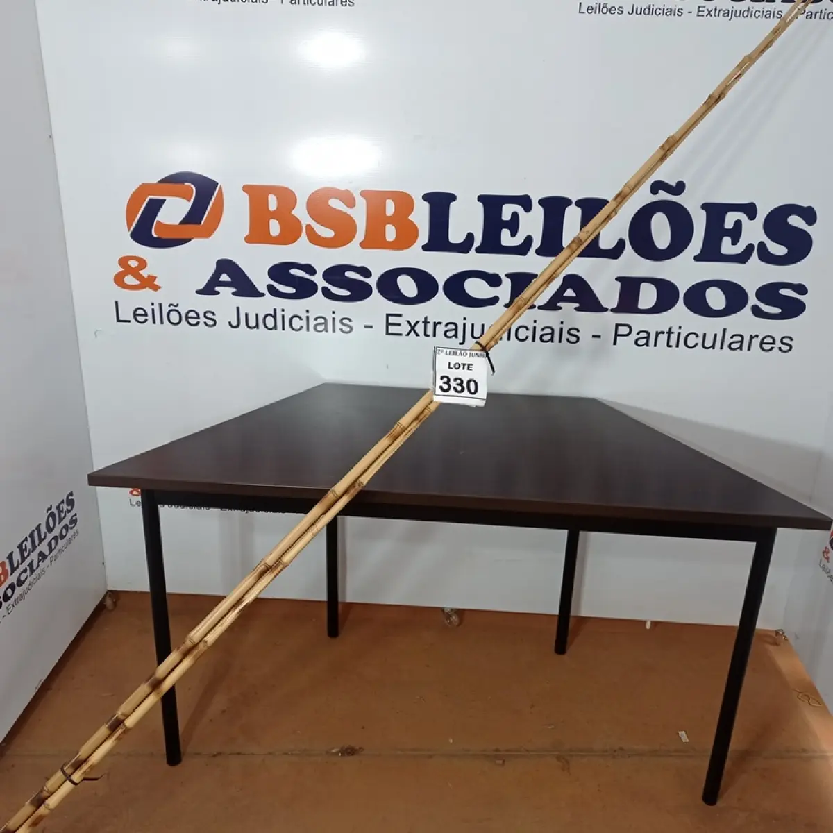 05 VARAS DE BAMBU. (NO ESTADO) ATENÇÃO! FAZER A VISITAÇÃO ANTES DE ARREMATAR, NÃO SABEMOS SE FUNCIONA, LEILÃO NÃO TEM GARANTIA E NEM DEVOLUÇÃO, SUJEITO A POSSÍVEIS AVARIAS VISÍVEIS/OCULTAS E/OU AUSÊNCIA DE COMPONENTES.