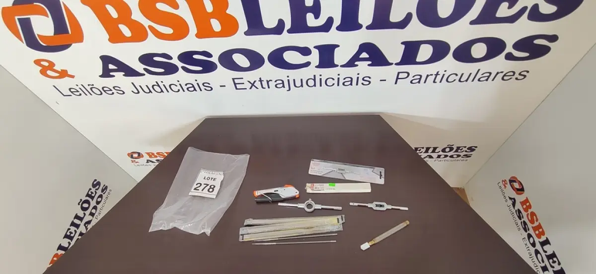 08 LIMAS PARA MOTOSERRA, 03 VIRAS MACHO, 01 ALICATE DE CRIMPAR E 01 CORTADOR DE VIDRO MANUAL. (NO ESTADO) ATENÇÃO! FAZER A VISITAÇÃO ANTES DE ARREMATAR, NÃO SABEMOS SE FUNCIONA, LEILÃO NÃO TEM GARANTIA E NEM DEVOLUÇÃO, SUJEITO A POSSÍVEIS AVARIAS VISÍVEIS/OCULTAS E/OU AUSÊNCIA DE COMPONENTES.