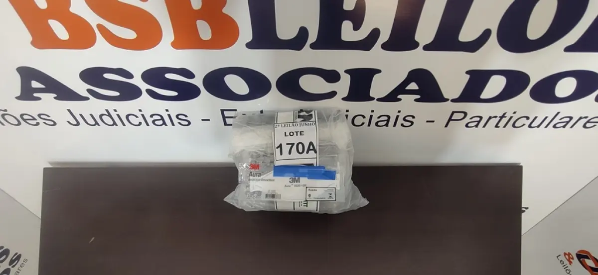 30 MÁSCARAS 3M 9320+BR. (NOVAS) (NO ESTADO) ATENÇÃO! FAZER A VISITAÇÃO ANTES DE ARREMATAR, NÃO SABEMOS SE FUNCIONA, LEILÃO NÃO TEM GARANTIA E NEM DEVOLUÇÃO, SUJEITO A POSSÍVEIS AVARIAS VISÍVEIS/OCULTAS E/OU AUSÊNCIA DE COMPONENTES.