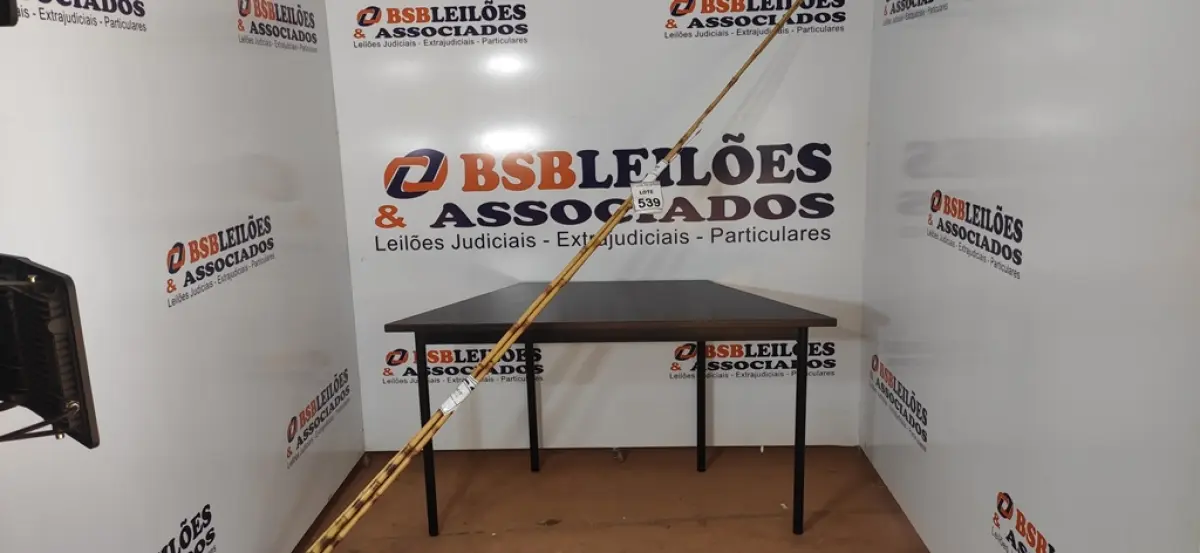 05 VARAS DE BAMBU. (NO ESTADO) ATENÇÃO! FAZER A VISITAÇÃO ANTES DE ARREMATAR, NÃO SABEMOS SE FUNCIONA, LEILÃO NÃO TEM GARANTIA E NEM DEVOLUÇÃO, SUJEITO A POSSÍVEIS AVARIAS VISÍVEIS/OCULTAS E/OU AUSÊNCIA DE COMPONENTES.