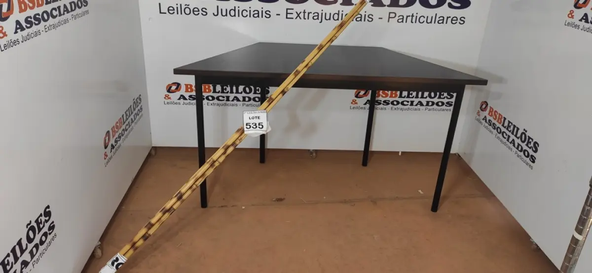 05 VARAS DE BAMBU. (NO ESTADO) ATENÇÃO! FAZER A VISITAÇÃO ANTES DE ARREMATAR, NÃO SABEMOS SE FUNCIONA, LEILÃO NÃO TEM GARANTIA E NEM DEVOLUÇÃO, SUJEITO A POSSÍVEIS AVARIAS VISÍVEIS/OCULTAS E/OU AUSÊNCIA DE COMPONENTES.