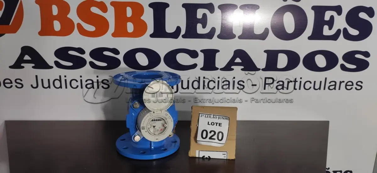 LOTE 020 - 01 HIDRÔMETRO TIPO WOLTMAN 100 WP1 MARCA ZENNER. (NO ESTADO) ATENÇÃO! FAZER A VISITAÇÃO ANTES DE ARREMATAR, NÃO SABEMOS SE FUNCIONA, LEILÃO NÃO TEM GARANTIA E NEM DEVOLUÇÃO, SUJEITO A POSSÍVEIS AVARIAS VISÍVEIS/OCULTAS E/OU AUSÊNCIA DE COMPONENTES.