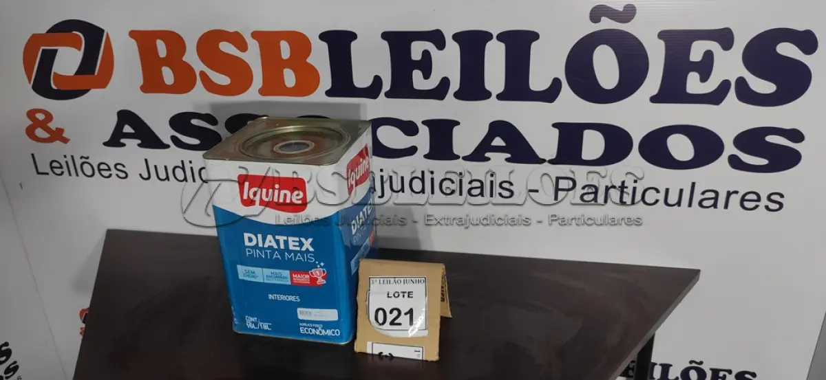 LOTE 021 - 01 LATA DE TINTA 16L/ 18L INTERIORES/EXTERIORES ACRÍLICO FOSCO IQUINE BASE P. (NOVO) (NO ESTADO) ATENÇÃO! FAZER A VISITAÇÃO ANTES DE ARREMATAR, NÃO SABEMOS SE FUNCIONA. LEILÃO NÃO TEM GARANTIA E NEM DEVOLUÇÃO, SUJEITO A POSSÍVEIS AVARIAS VISÍVEIS/OCULTAS E/OU AUSÊNCIA DE COMPONENTES.