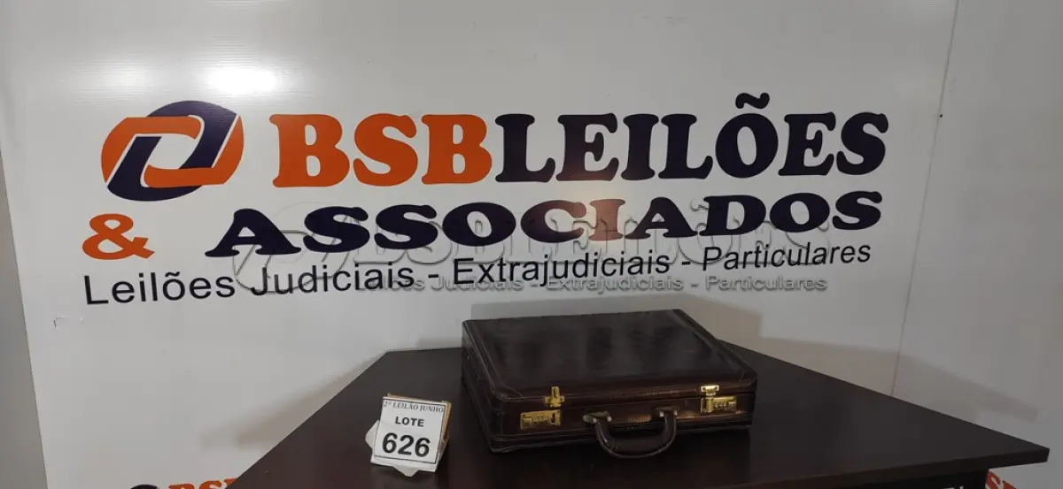 LOTE 626