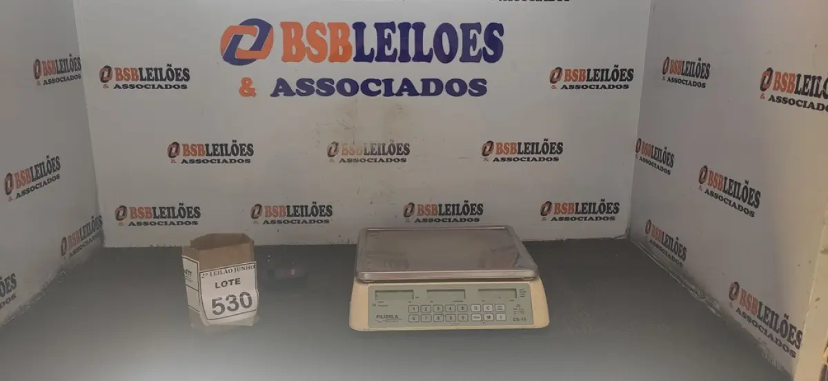 01 BALANÇA MARCA FILIZOLA COM FONTE, DIVISÃO MAX 15KG. (NO ESTADO) ATENÇÃO! FAZER A VISITAÇÃO ANTES DE ARREMATAR, NÃO SABEMOS SE FUNCIONA, LEILÃO NÃO TEM GARANTIA E NEM DEVOLUÇÃO, SUJEITO A POSSÍVEIS AVARIAS VISÍVEIS/OCULTAS E/OU AUSÊNCIA DE COMPONENTES.