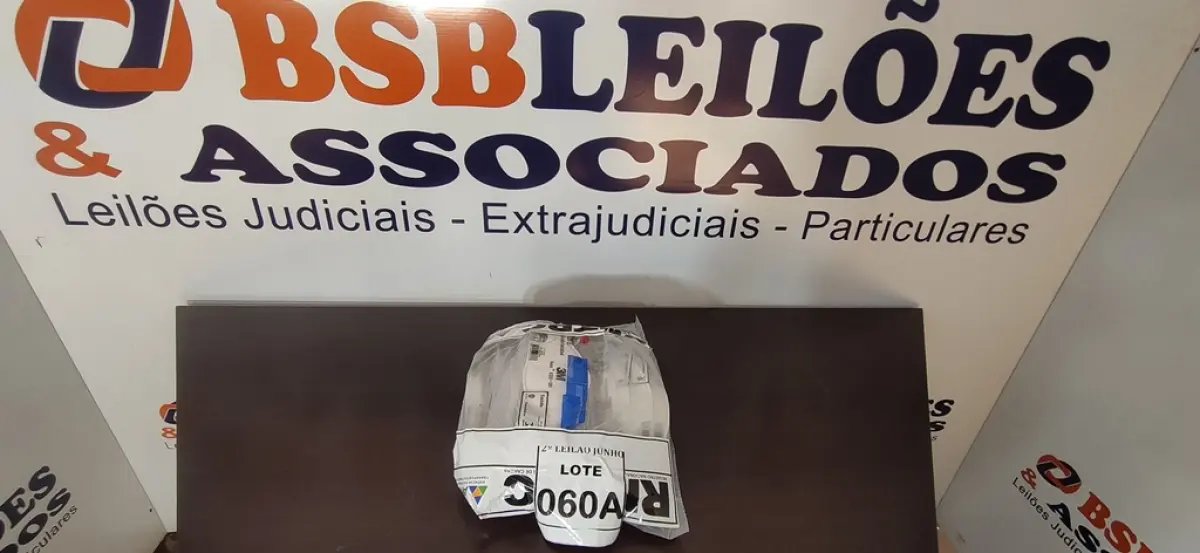30 MÁSCARAS 3M 9320+BR. (NOVAS) (NO ESTADO) ATENÇÃO! FAZER A VISITAÇÃO ANTES DE ARREMATAR, NÃO SABEMOS SE FUNCIONA, LEILÃO NÃO TEM GARANTIA E NEM DEVOLUÇÃO, SUJEITO A POSSÍVEIS AVARIAS VISÍVEIS/OCULTAS E/OU AUSÊNCIA DE COMPONENTES.