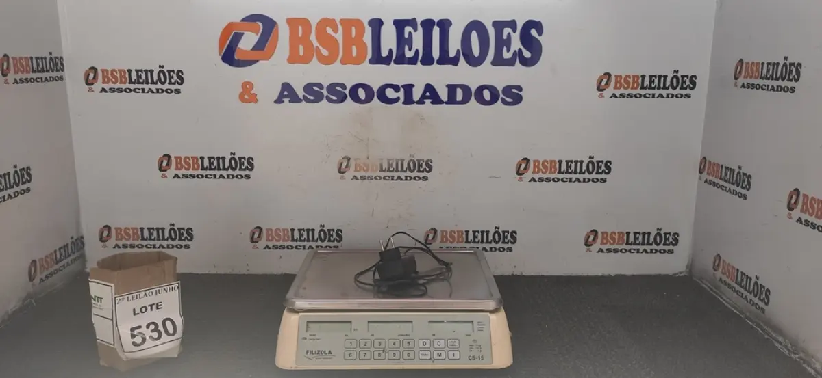 01 BALANÇA MARCA FILIZOLA COM FONTE, DIVISÃO MAX 15KG. (NO ESTADO) ATENÇÃO! FAZER A VISITAÇÃO ANTES DE ARREMATAR, NÃO SABEMOS SE FUNCIONA, LEILÃO NÃO TEM GARANTIA E NEM DEVOLUÇÃO, SUJEITO A POSSÍVEIS AVARIAS VISÍVEIS/OCULTAS E/OU AUSÊNCIA DE COMPONENTES.