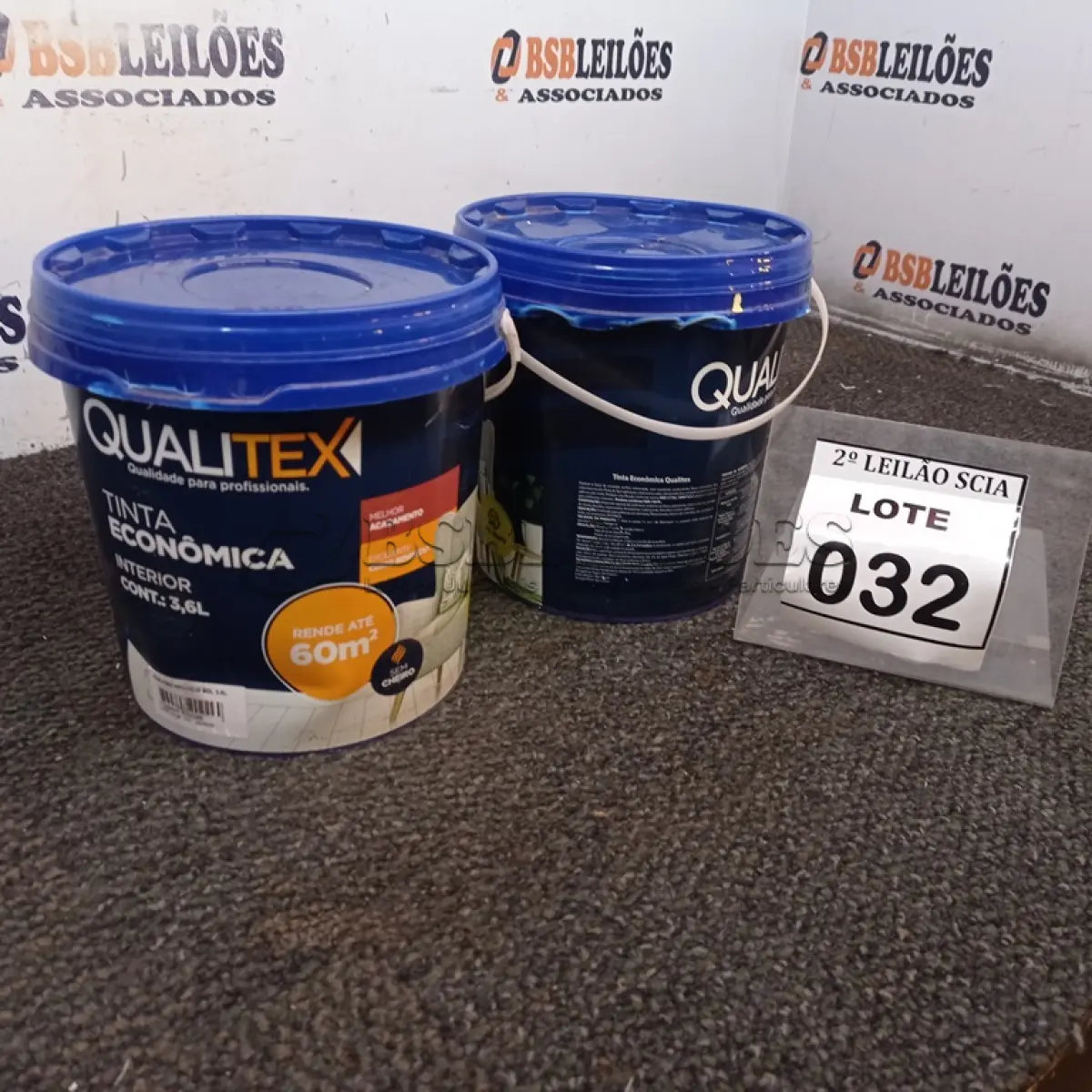 LOTE 032 - 02 TINTAS PARA INTERIORES COM 3,6L CADA NA COR AMARELO SOL MACA QUALITEX.  (NO ESTADO) ATENÇÃO! FAZER A VISITAÇÃO ANTES DE ARREMATAR, NÃO SABEMOS SE FUNCIONA. LEILÃO NÃO TEM GARANTIA E NEM DEVOLUÇÃO, SUJEITO A POSSÍVEIS AVARIAS VISÍVEIS/OCULTAS E/OU AUSÊNCIA DE COMPONENTES.