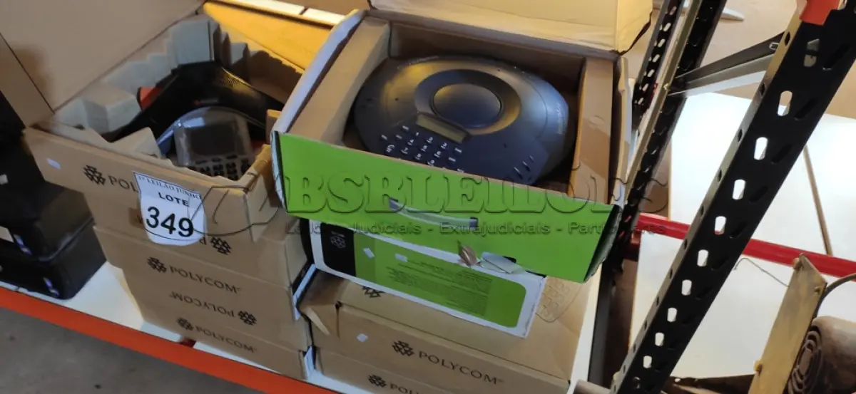 LOTE 349 - 01 LOTE COM DIVERSOS APARELHOS PARA VÍDEO CONFERENCIA. (NO ESTADO) ATENÇÃO! FAZER A VISITAÇÃO ANTES DE ARREMATAR, NÃO SABEMOS SE FUNCIONA, LEILÃO NÃO TEM GARANTIA E NEM DEVOLUÇÃO, SUJEITO A POSSÍVEIS AVARIAS VISÍVEIS/OCULTAS E/OU AUSÊNCIA DE COMPONENTES.