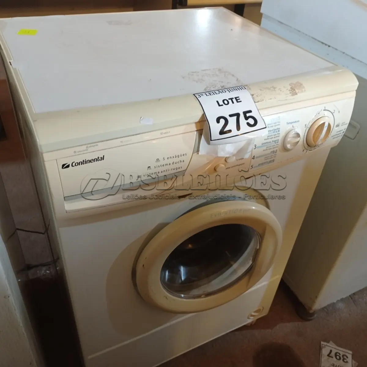 LOTE 346 - 01 MÁQUINA DE LAVAR ROUPAS CONTINENTAL 220V. (NO ESTADO) ATENÇÃO! FAZER A VISITAÇÃO ANTES DE ARREMATAR, NÃO SABEMOS SE FUNCIONA. LEILÃO NÃO TEM GARANTIA E NEM DEVOLUÇÃO, SUJEITO A POSSÍVEIS AVARIAS VISÍVEIS/OCULTAS E/OU AUSÊNCIA DE COMPONENTES.
