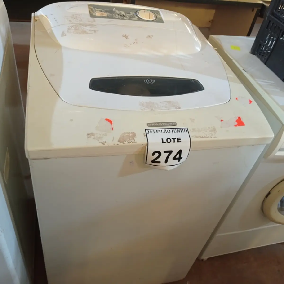 01 MÁQUINA DE LAVAR ROUPAS BRASTEMP 5KG 220V (NO ESTADO) ATENÇÃO! FAZER A VISITAÇÃO ANTES DE ARREMATAR, NÃO SABEMOS SE FUNCIONA. LEILÃO NÃO TEM GARANTIA E NEM DEVOLUÇÃO, SUJEITO A POSSÍVEIS AVARIAS VISÍVEIS/OCULTAS E/OU AUSÊNCIA DE COMPONENTES.