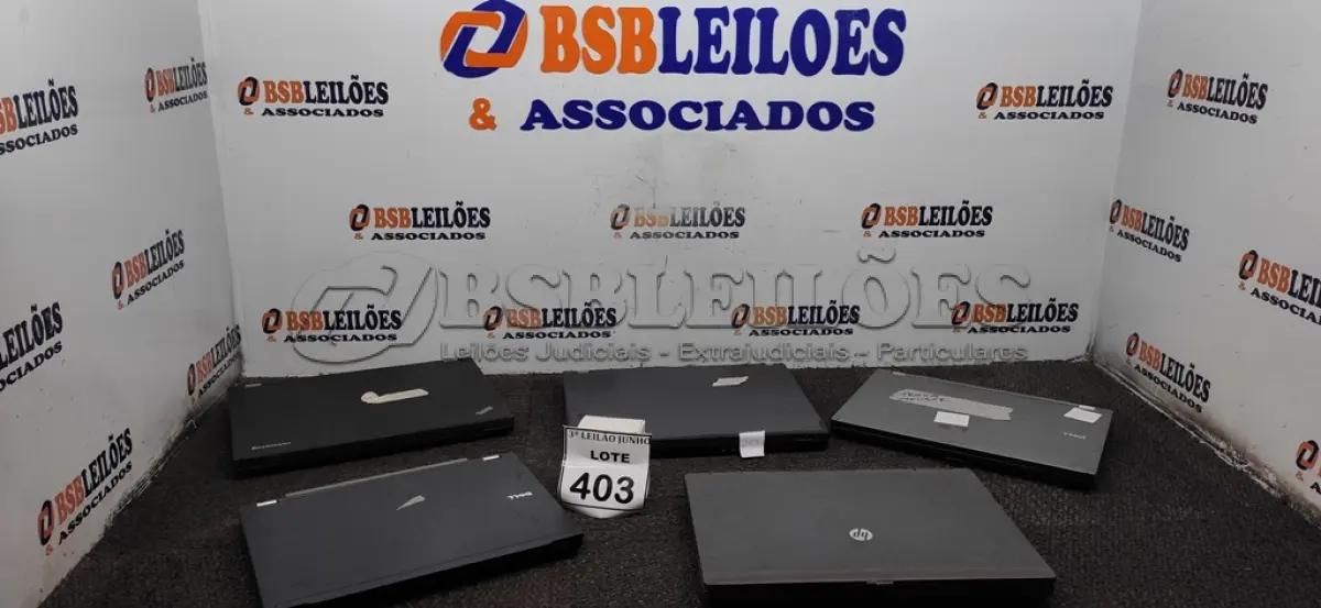 LOTE 403 - 05 NOTEBOOKS DE MARCAS E MODELOS DIVERSOS PARA RETIRADA DE PEÇAS. (NO ESTADO) ATENÇÃO! FAZER A VISITAÇÃO ANTES DE ARREMATAR, NÃO SABEMOS SE FUNCIONA, LEILÃO NÃO TEM GARANTIA E NEM DEVOLUÇÃO, SUJEITO A POSSÍVEIS AVARIAS VISÍVEIS/OCULTAS E/OU AUSÊNCIA DE COMPONENTES.
