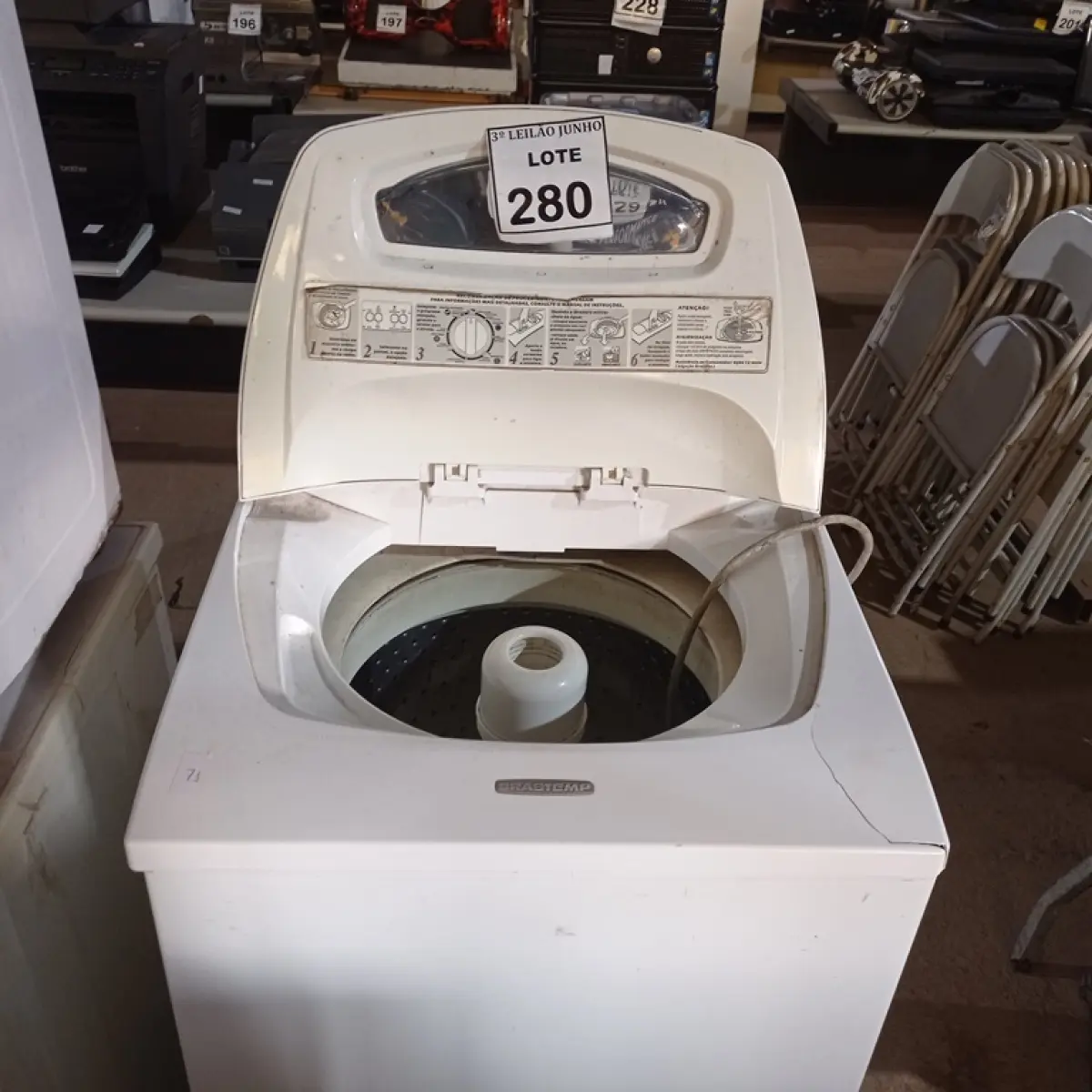 01 MÁQUINA DE LAVAR MARCA BRASTEMP 5KG. (NO ESTADO) ATENÇÃO! FAZER A VISITAÇÃO ANTES DE ARREMATAR, NÃO SABEMOS SE FUNCIONA. LEILÃO NÃO TEM GARANTIA E NEM DEVOLUÇÃO, SUJEITO A POSSÍVEIS AVARIAS VISÍVEIS/OCULTAS E/OU AUSÊNCIA DE COMPONENTES.