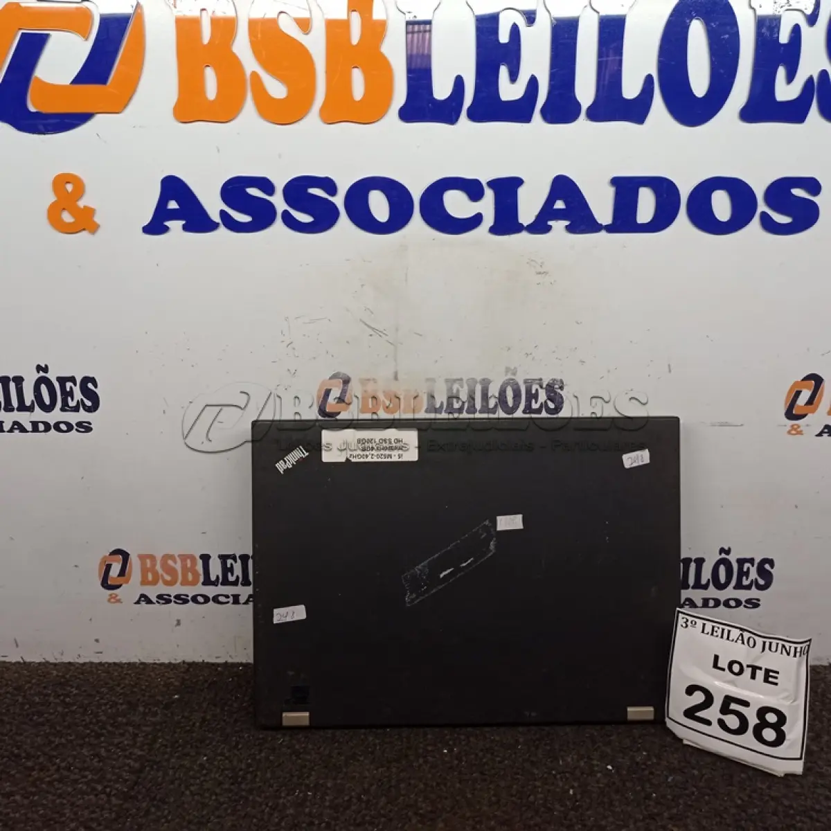 LOTE 258