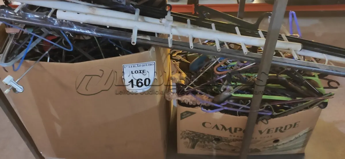 LOTE 160 - 01 LOTE COM GRANDE QUANTIDADE DE CABIDES E 02 ANTENAS. (NO ESTADO) ATENÇÃO! FAZER A VISITAÇÃO ANTES DE ARREMATAR, NÃO SABEMOS SE FUNCIONA. LEILÃO NÃO TEM GARANTIA E NEM DEVOLUÇÃO, SUJEITO A POSSÍVEIS AVARIAS VISÍVEIS/OCULTAS E/OU AUSÊNCIA DE COMPONENTES.