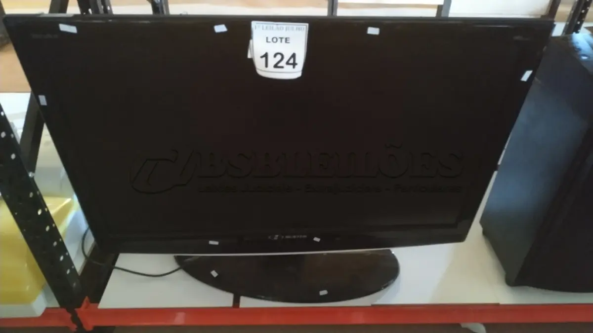 LOTE 124 - 01 TV LCD 42’’ MARCA BUSTER. (NO ESTADO) ATENÇÃO! FAZER A VISITAÇÃO ANTES DE ARREMATAR, NÃO SABEMOS SE FUNCIONA. LEILÃO NÃO TEM GARANTIA E NEM DEVOLUÇÃO, SUJEITO A POSSÍVEIS AVARIAS VISÍVEIS/OCULTAS E/OU AUSÊNCIA DE COMPONENTES.