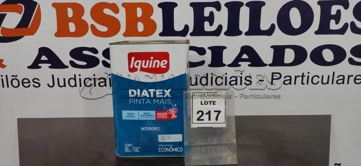 LOTE 217 - 01 LATA DE TINTA PARA INTERIORES DE 16/18 BRANCO BASE P MARCA IQUINE DIATEX. (NOVO) (NO ESTADO) ATENÇÃO! FAZER A VISITAÇÃO ANTES DE ARREMATAR, NÃO SABEMOS SE FUNCIONA. LEILÃO NÃO TEM GARANTIA E NEM DEVOLUÇÃO, SUJEITO A POSSÍVEIS AVARIAS VISÍVEIS/OCULTAS E/OU AUSÊNCIA DE COMPONENTES.