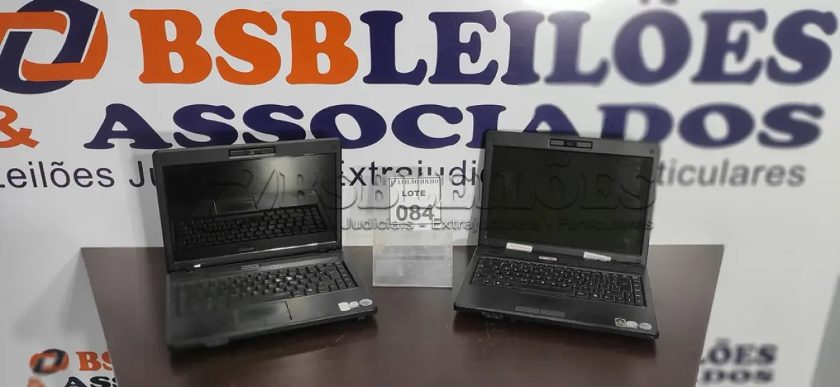 LOTE 084 - 01 NOTEBOOK MARCA VECTOR.  (NO ESTADO) ATENÇÃO! FAZER A VISITAÇÃO ANTES DE ARREMATAR, NÃO SABEMOS SE FUNCIONA. LEILÃO NÃO TEM GARANTIA E NEM DEVOLUÇÃO, SUJEITO A POSSÍVEIS AVARIAS VISÍVEIS/OCULTAS E/OU AUSÊNCIA DE COMPONENTES.