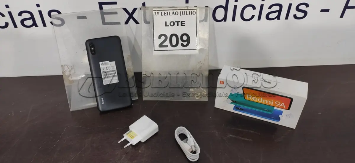 LOTE 209 - 01 CELULAR READMI 9A. (NO ESTADO) ATENÇÃO! FAZER A VISITAÇÃO ANTES DE ARREMATAR, NÃO SABEMOS SE FUNCIONA. LEILÃO NÃO TEM GARANTIA E NEM DEVOLUÇÃO, SUJEITO A POSSÍVEIS AVARIAS VISÍVEIS/OCULTAS E/OU AUSÊNCIA DE COMPONENTES.