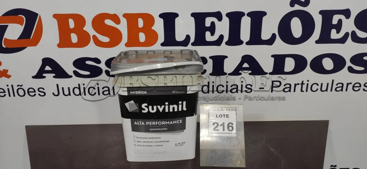 LOTE 216 - 01 BALDE DE TINTA SUVINIL INTERIORES FOSCOS 18L NA COR FOSCO BRANCO. VENCIMENTO 10/2027 (NOVO) (NO ESTADO) ATENÇÃO! FAZER A VISITAÇÃO ANTES DE ARREMATAR, NÃO SABEMOS SE FUNCIONA. LEILÃO NÃO TEM GARANTIA E NEM DEVOLUÇÃO, SUJEITO A POSSÍVEIS AVARIAS VISÍVEIS/OCULTAS E/OU AUSÊNCIA DE COMPONENTES.