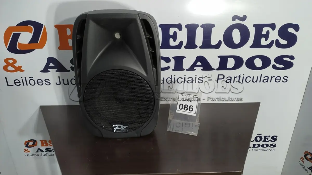 LOTE 086 - 01 CAIXA DE SOM PASSIVA PX-12. (NO ESTADO) ATENÇÃO! FAZER A VISITAÇÃO ANTES DE ARREMATAR, NÃO SABEMOS SE FUNCIONA. LEILÃO NÃO TEM GARANTIA E NEM DEVOLUÇÃO, SUJEITO A POSSÍVEIS AVARIAS VISÍVEIS/OCULTAS E/OU AUSÊNCIA DE COMPONENTES.