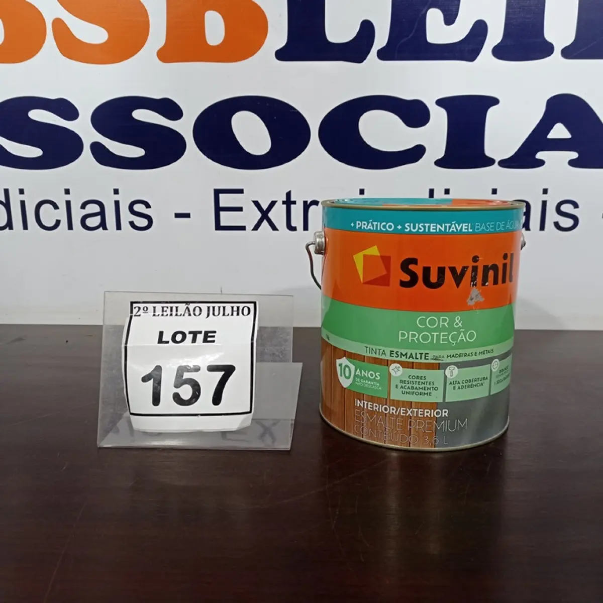 01 LATA DE TINTA ESMALTE DE 3,6L NA COR BRILHANTE TABACO MARCA SUVINIL. (NO ESTADO) ATENÇÃO! FAZER A VISITAÇÃO ANTES DE ARREMATAR, NÃO SABEMOS SE FUNCIONA. LEILÃO NÃO TEM GARANTIA E NEM DEVOLUÇÃO, SUJEITO A POSSÍVEIS AVARIAS VISÍVEIS/OCULTAS E/OU AUSÊNCIA DE COMPONENTES.