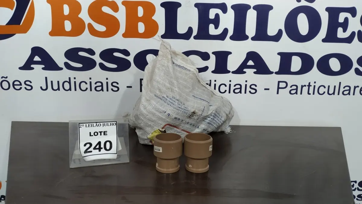 01 LOTE COM VÁRIAS BUCHAS DE REDUÇÃO DE MEDIDAS DIVERSAS. (NO ESTADO) ATENÇÃO! FAZER A VISITAÇÃO ANTES DE ARREMATAR, NÃO SABEMOS SE FUNCIONA. LEILÃO NÃO TEM GARANTIA E NEM DEVOLUÇÃO, SUJEITO A POSSÍVEIS AVARIAS VISÍVEIS/OCULTAS E/OU AUSÊNCIA DE COMPONENTES.