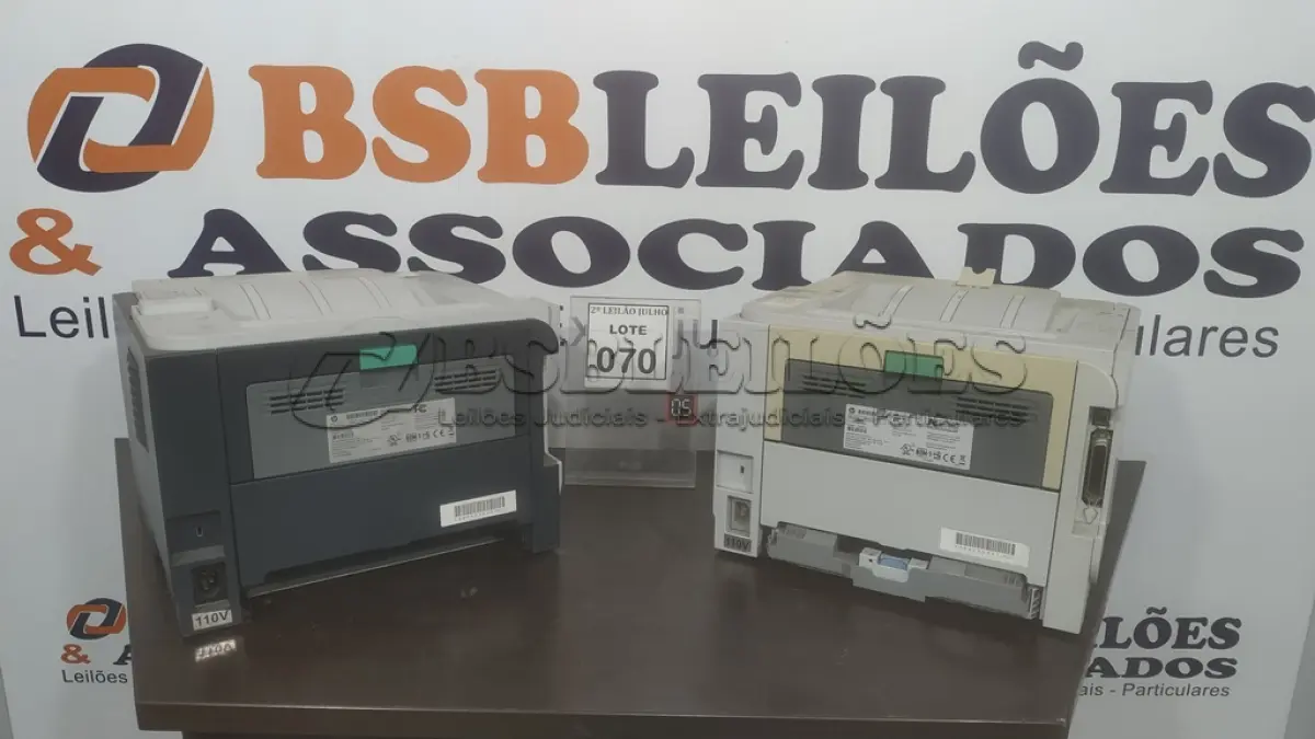 LOTE 070 - 02 IMPRESSORAS MARCA HP. (NO ESTADO) ATENÇÃO! FAZER A VISITAÇÃO ANTES DE ARREMATAR, NÃO SABEMOS SE FUNCIONA. LEILÃO NÃO TEM GARANTIA E NEM DEVOLUÇÃO, SUJEITO A POSSÍVEIS AVARIAS VISÍVEIS/OCULTAS E/OU AUSÊNCIA DE COMPONENTES.