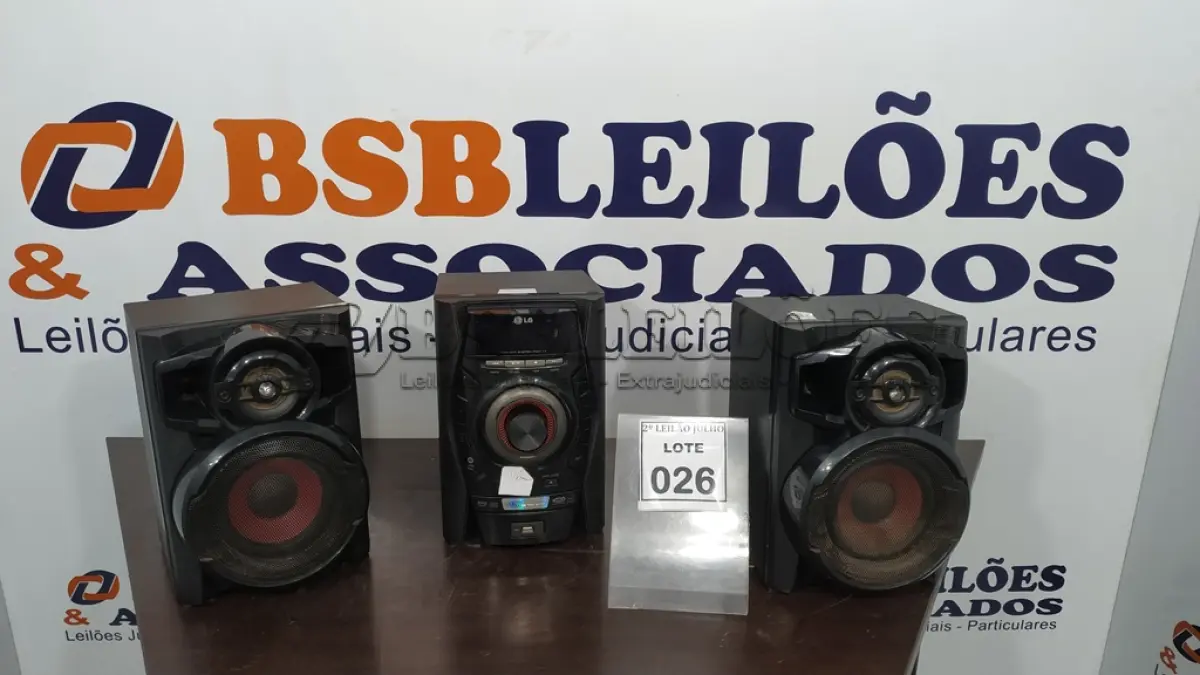 LOTE 026 - 01 MICROSYSTEM COM 02 CAIXAS 110W MARCA LG. (NO ESTADO) ATENÇÃO! FAZER A VISITAÇÃO ANTES DE ARREMATAR, NÃO SABEMOS SE FUNCIONA. LEILÃO NÃO TEM GARANTIA E NEM DEVOLUÇÃO, SUJEITO A POSSÍVEIS AVARIAS VISÍVEIS/OCULTAS E/OU AUSÊNCIA DE COMPONENTES.