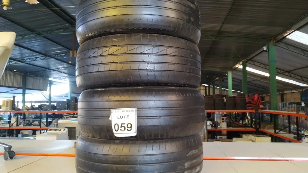 04 PNEUS 205/55/16 MEIA VIDA. (NO ESTADO) ATENÇÃO! FAZER A VISITAÇÃO ANTES DE ARREMATAR, NÃO SABEMOS SE FUNCIONA. LEILÃO NÃO TEM GARANTIA E NEM DEVOLUÇÃO, SUJEITO A POSSÍVEIS AVARIAS VISÍVEIS/OCULTAS E/OU AUSÊNCIA DE COMPONENTES.
