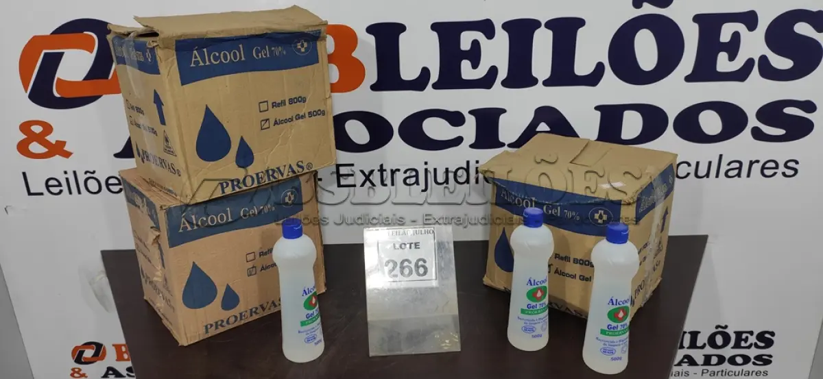 LOTE 266 - 02 CAIXAS DE ÁLCOOL EM GEL 70% 500G COM 12 UNIDADES CADA. (NO ESTADO) ATENÇÃO! FAZER A VISITAÇÃO ANTES DE ARREMATAR, NÃO SABEMOS SE FUNCIONA. LEILÃO NÃO TEM GARANTIA E NEM DEVOLUÇÃO, SUJEITO A POSSÍVEIS AVARIAS VISÍVEIS/OCULTAS E/OU AUSÊNCIA DE COMPONENTES.